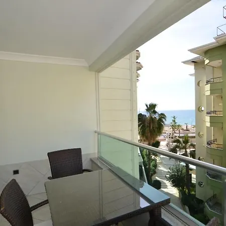 Appartement Апартаменты 2+1 В 50 М От Средиземного Моря Для Семейного Отдыха Alanya