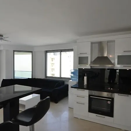 Апартаменты 2+1 В 50 М От Средиземного Моря Для Семейного Отдыха Appartement Alanya