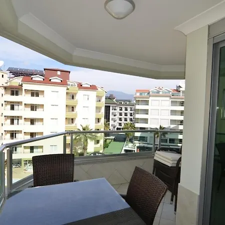Апартаменты 2+1 В 50 М От Средиземного Моря Для Семейного Отдыха * Alanya