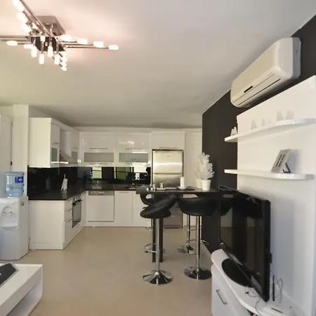 Appartamento Апартаменты 2+1 В 50 М От Средиземного Моря Для Семейного Отдыха Alanya